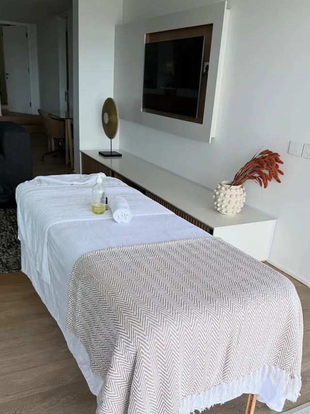 Treatment room at Elite Spa & Aesthetics